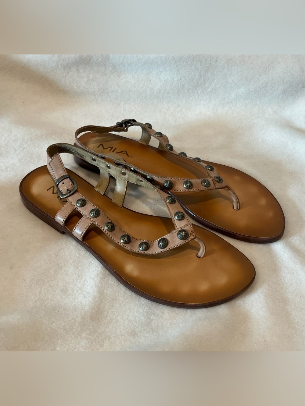 MIA Women’s Studded Peace Sign Thong Sandals Size 10